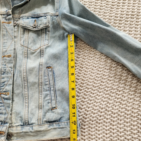 Wishlist classic denim jacket, size M - Picture 9 of 11